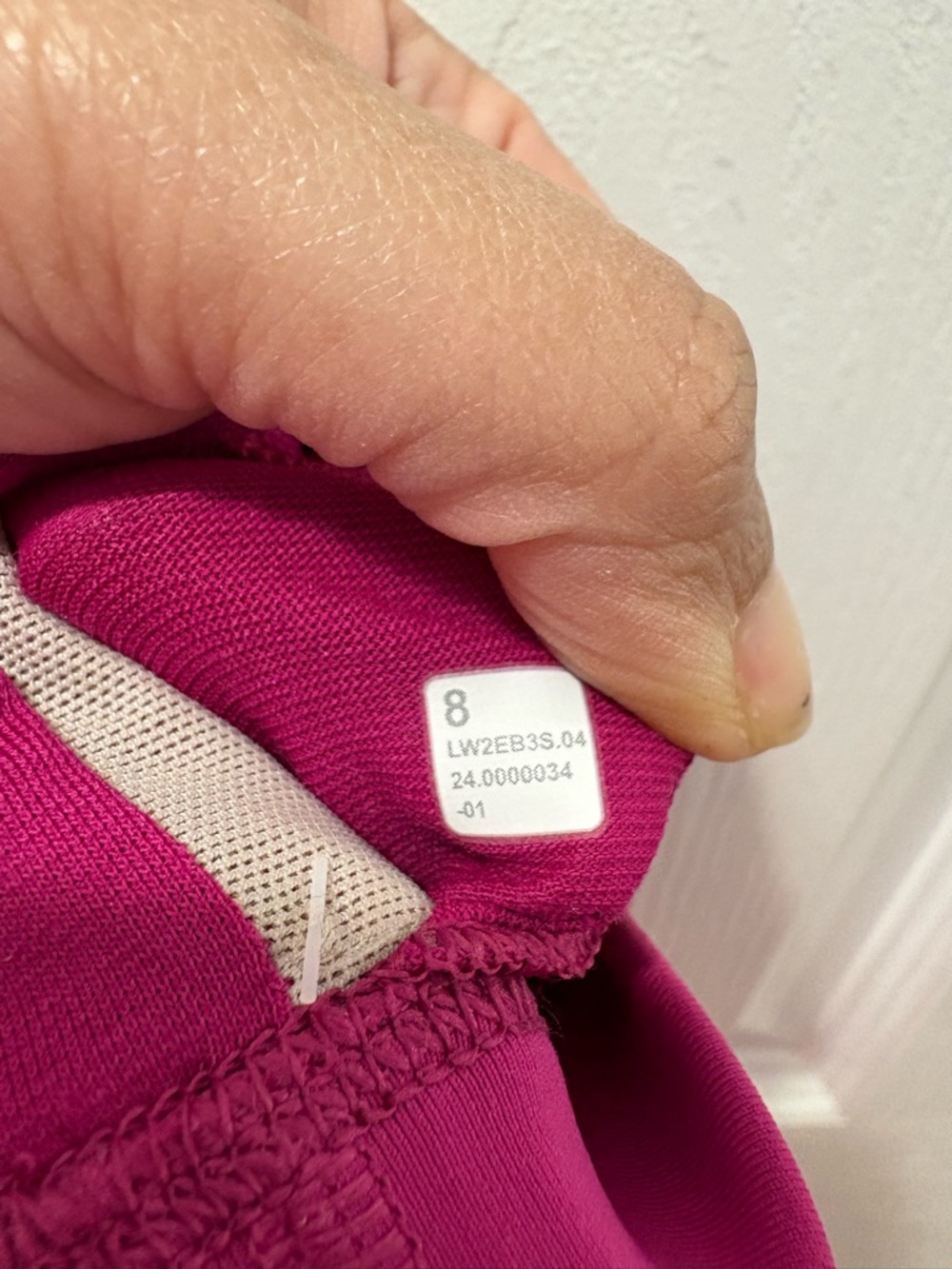 Lululemon Ripened Raspberry Energy Bra Size 8 NWT - Picture 4 of 5